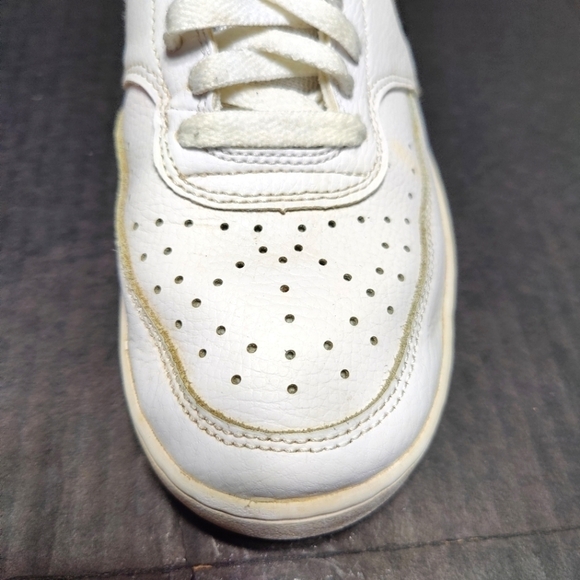 Nike Court Vision Lo Basketball Leather Sneakers White/Black/Red Mens Size 8 - Picture 3 of 9